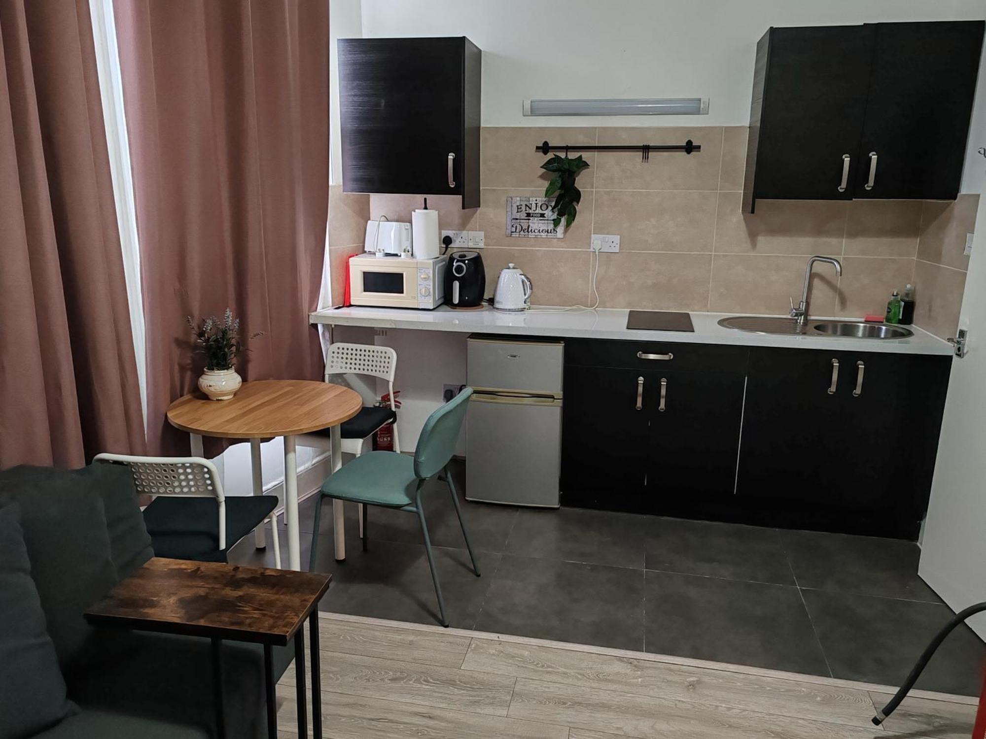 Kilburn High Road Studio Apartments Londyn Zewnętrze zdjęcie